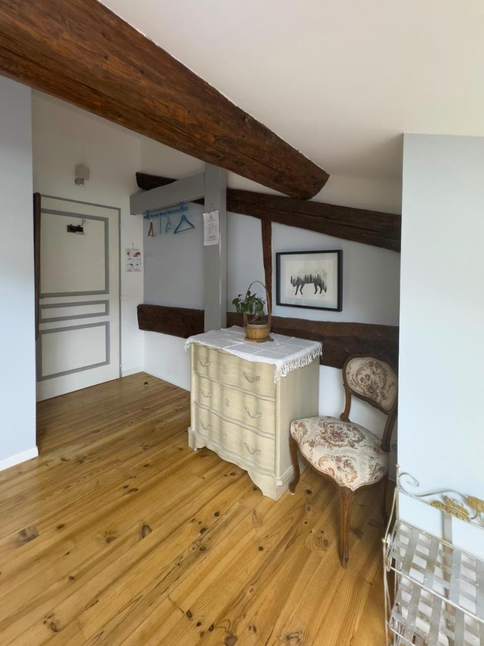L'Oustal De L'Annetta Chambres Et Tables D'Hotes Comus Esterno foto