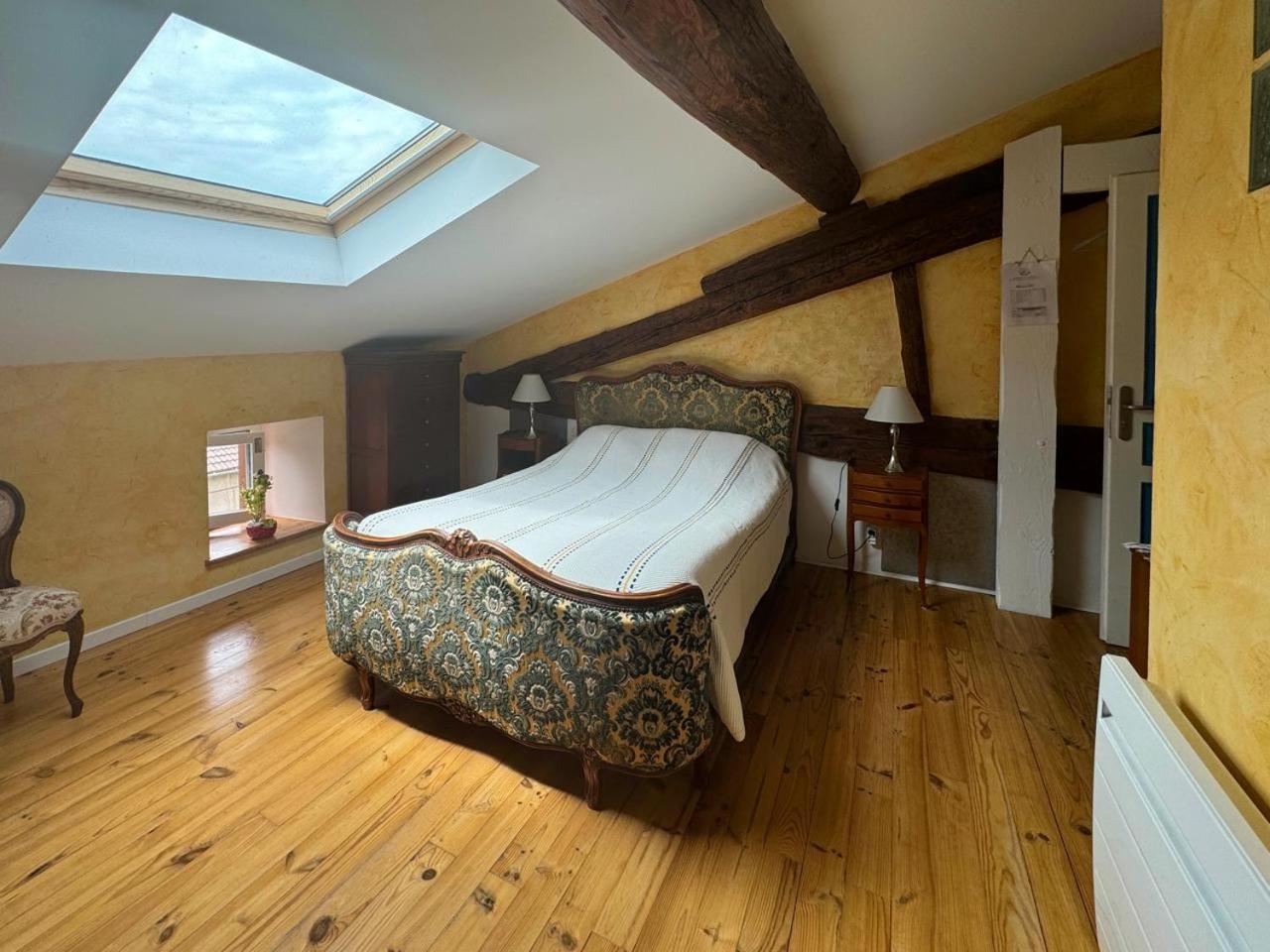 L'Oustal De L'Annetta Chambres Et Tables D'Hotes Comus Esterno foto
